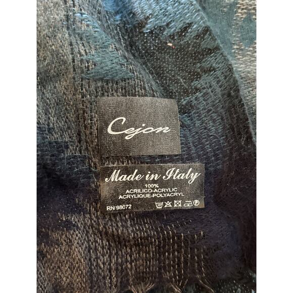 Calrose Woven Scarf Blue Teal Argyle Fringe 62” Made in Italy - Picture 3 of 4